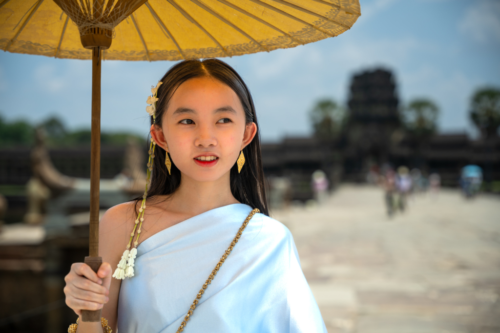 Hakbong Kwon, SEA: Day and Night, Local Girl Praying During a Visit to Angkor Wat, 2024, Siem Reap, Cambodia